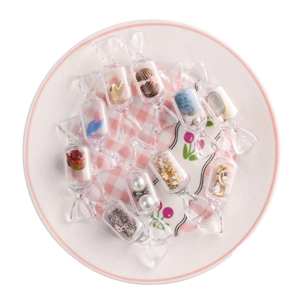 Set organizatoare bijuterii Salestore.ro®, Recipiente pentru obiecte mici precum bomboane, cercei, inele, medicamente, cutiute plastic transparente cu capac, 8 x 2, 5 cm